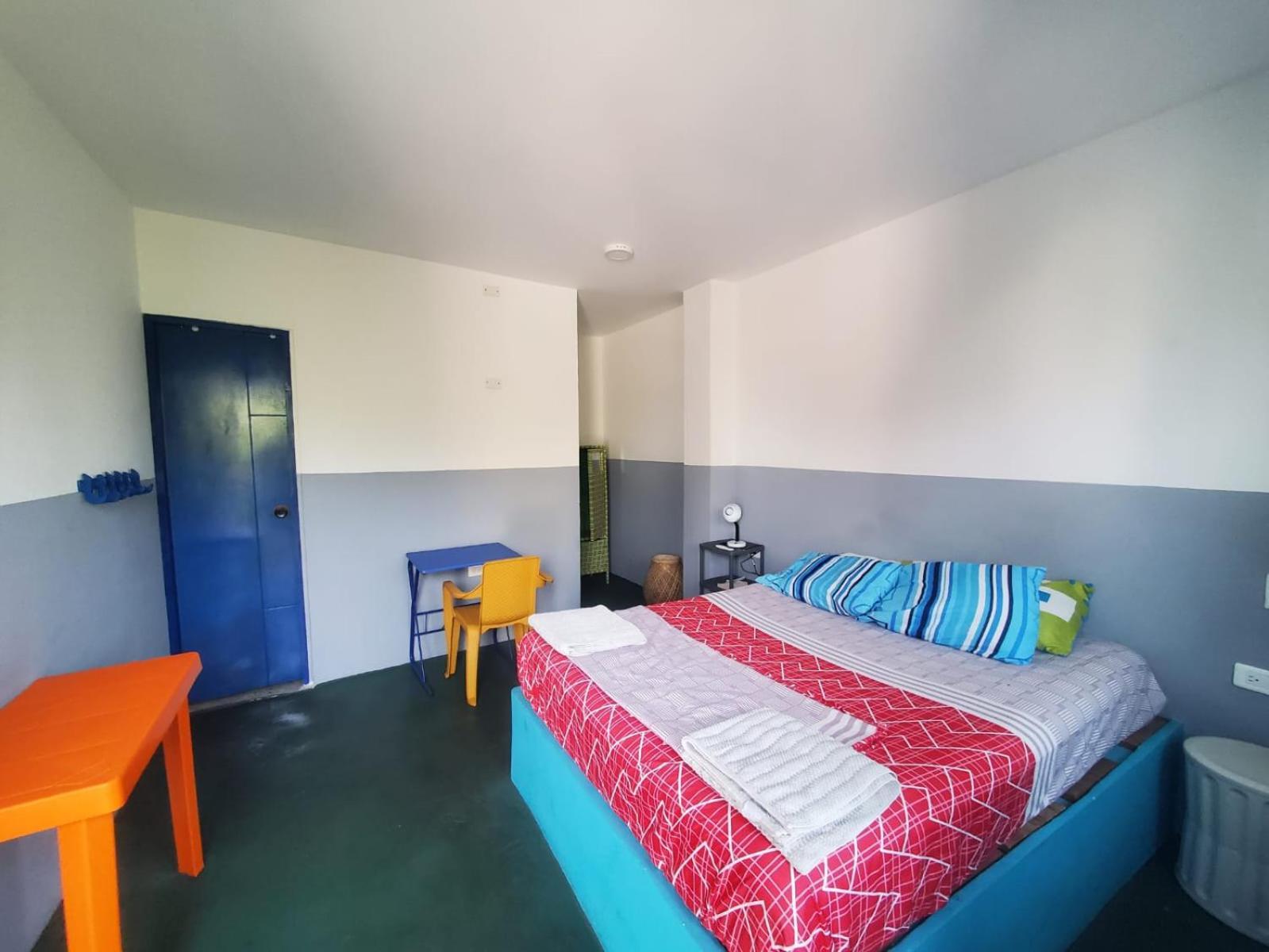 Hotelito La Aventura, Ac Private Wc Rooms Near The Old Town, No Tax, Cartagena